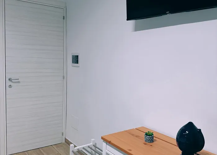 Alojamento de Acomodação e Pequeno-almoço Ellepi Nápoles
